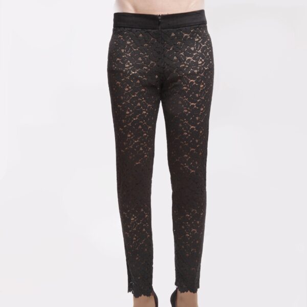 X’S Milano pantaloni donna in pizzo nero trasparente con culotte interna color carne e orlo smerlato alla caviglia taglia M 44 Just Shot Shop Milano