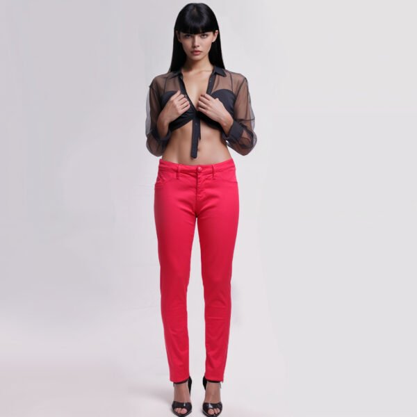 LOVE MOSCHINO – Jeans Donna Slim Fit in Cotone Elasticizzato Rosso