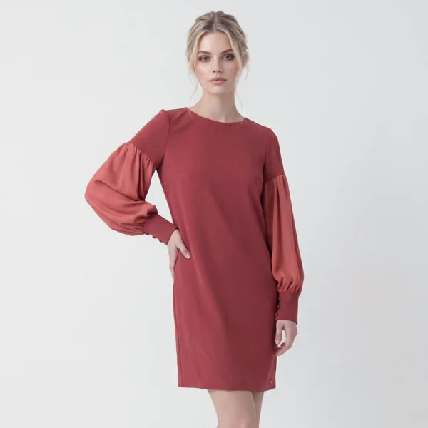 Abito Manuela Riva rosso mattone con maniche a sbuffo e stivali beige taglia 40 42